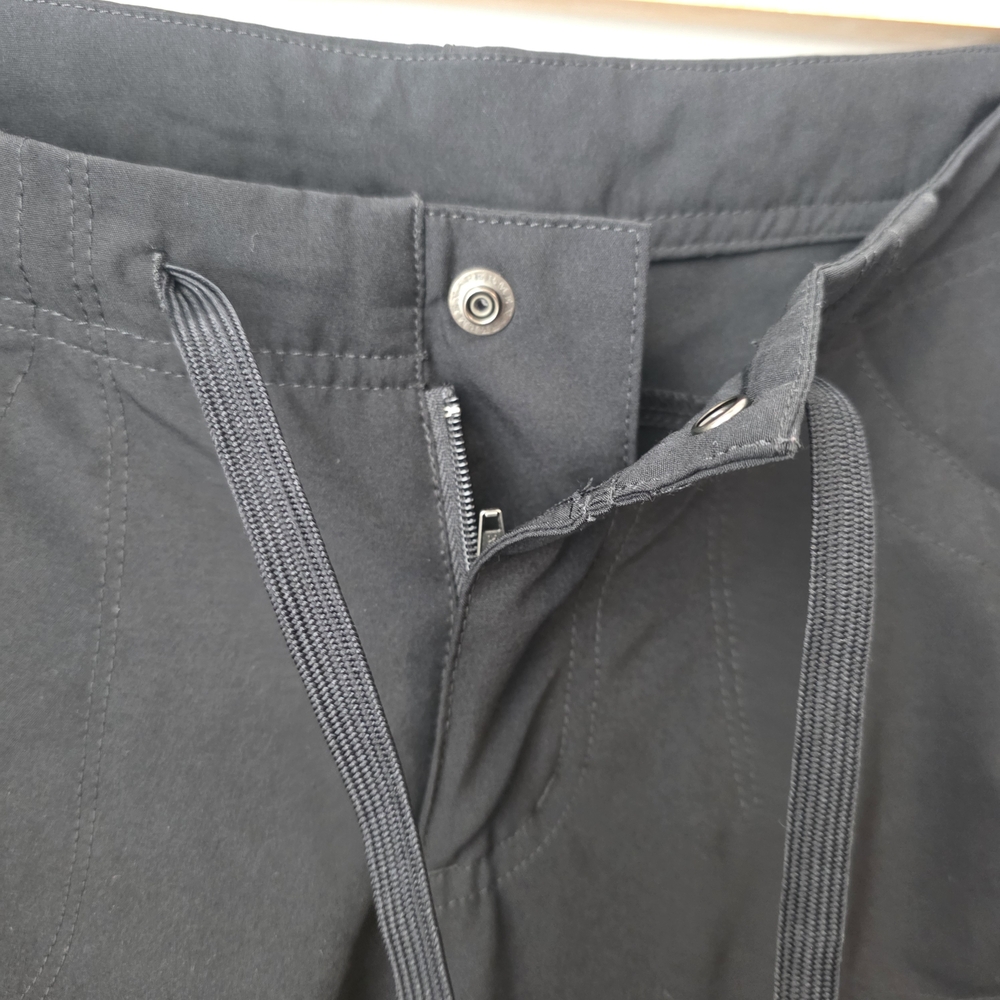 Patagonia Black Capri Pants Women’s Size 8 Lightweight Outdoor Hiking - Picture 3 of 14
